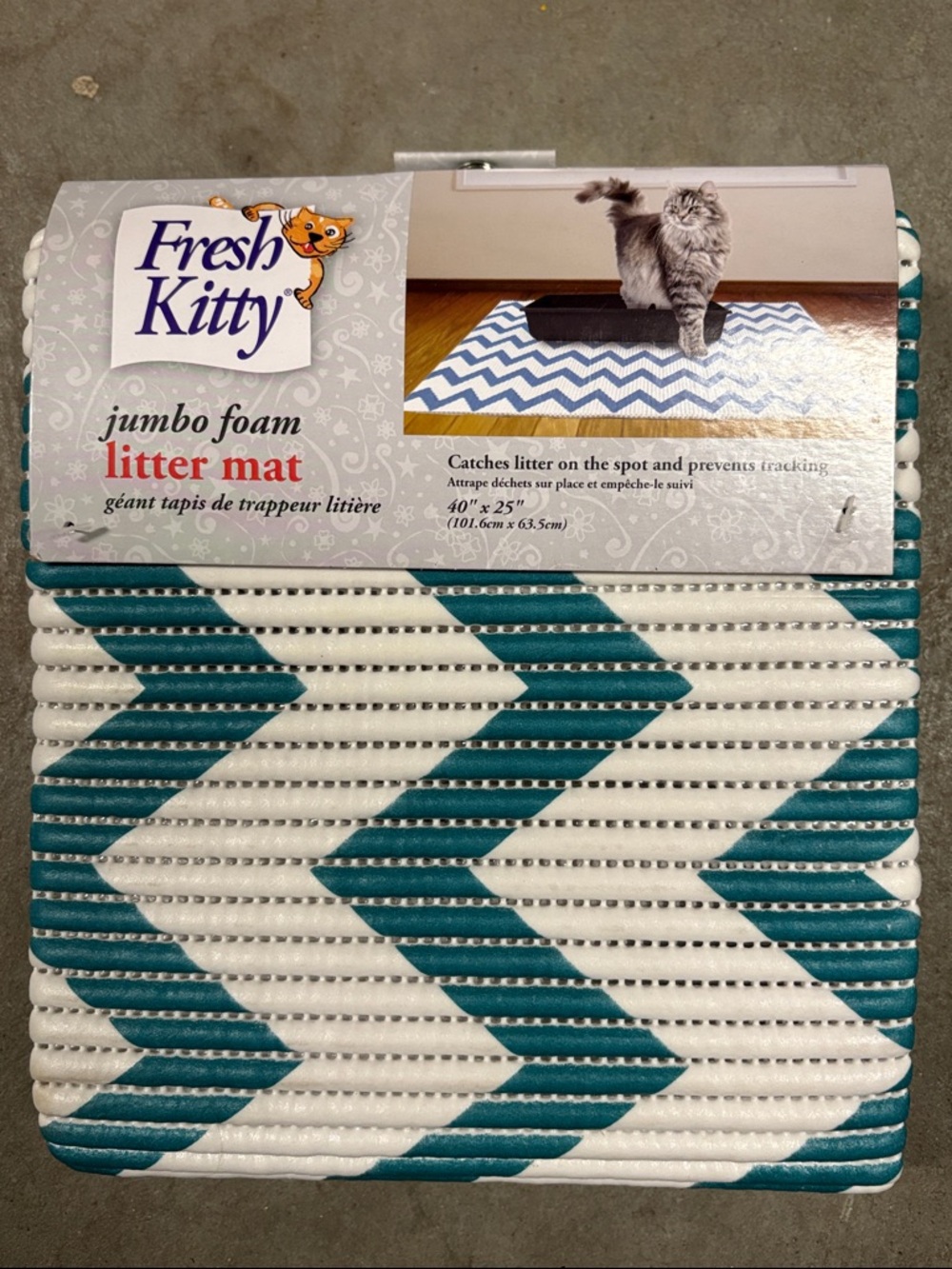 Fresh Kitty Jumbo Foam Cat Litter Mat, Teal & White Chevron, 40” x 25” NEW